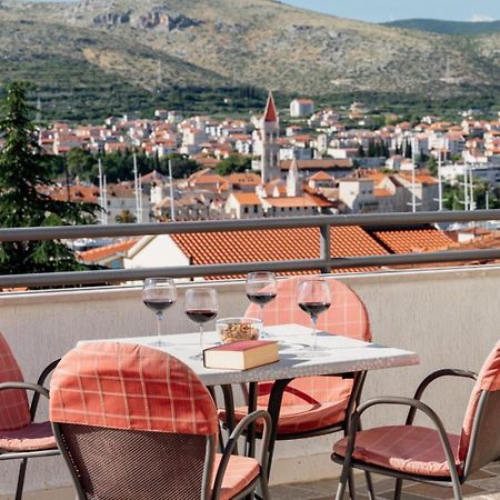 Apartments Kudelik Trogir Eksteriør billede