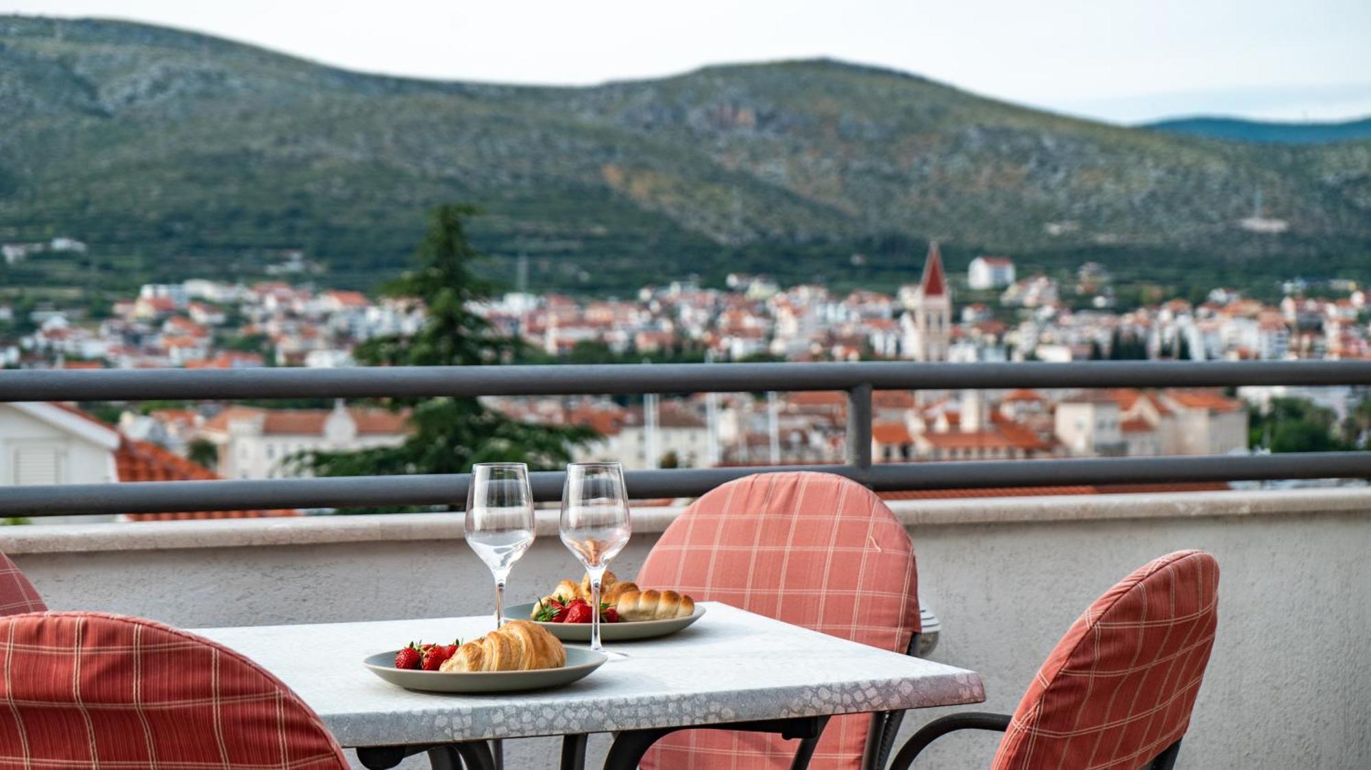 Apartments Kudelik Trogir Eksteriør billede