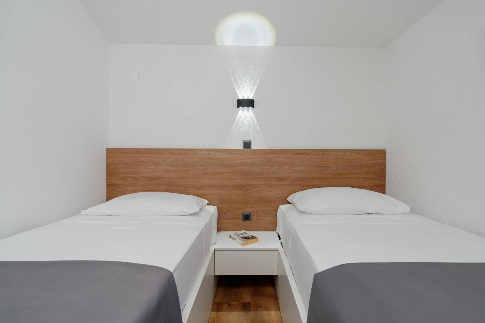 Apartments Kudelik Trogir Eksteriør billede